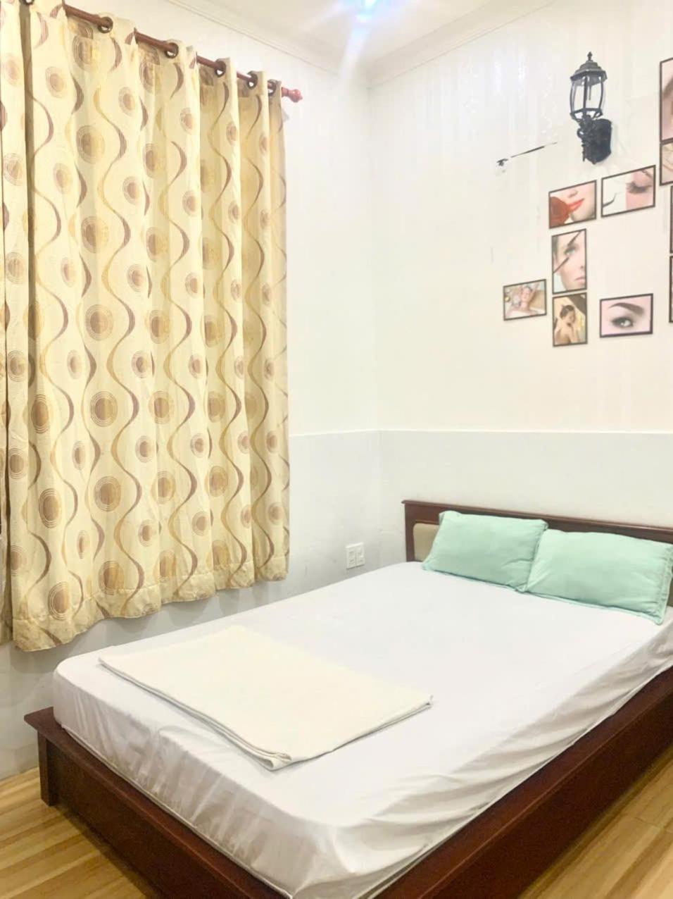 Khach San Tan Cuu Long Hotel Bình Chánh Kültér fotó